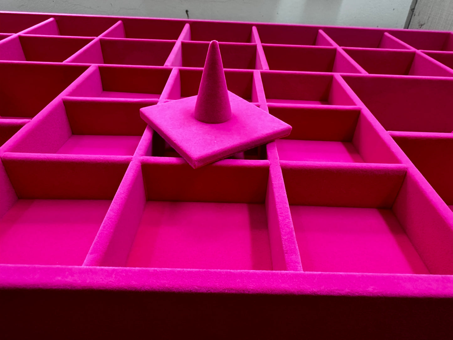 Custom velvet jewelry organizer tray for rings